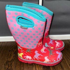 Big Kids Bogs Horse HTF Print Rain Boots size 4